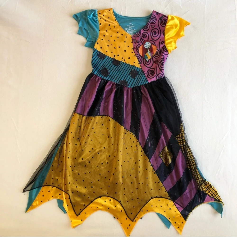 SALLY THE NIGHTMAY BEFORE CHRISTMAS Girl’s Patchwork Satin Dress Size M (8)